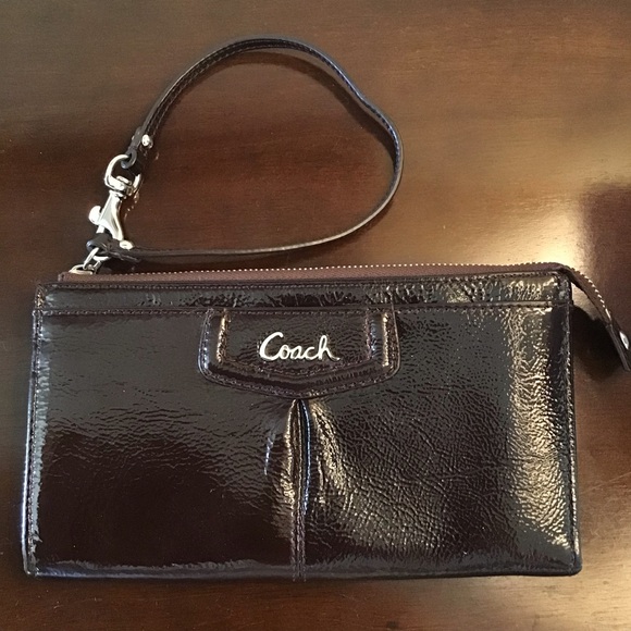 Coach brown leather wristlet - Picture 1 of 5